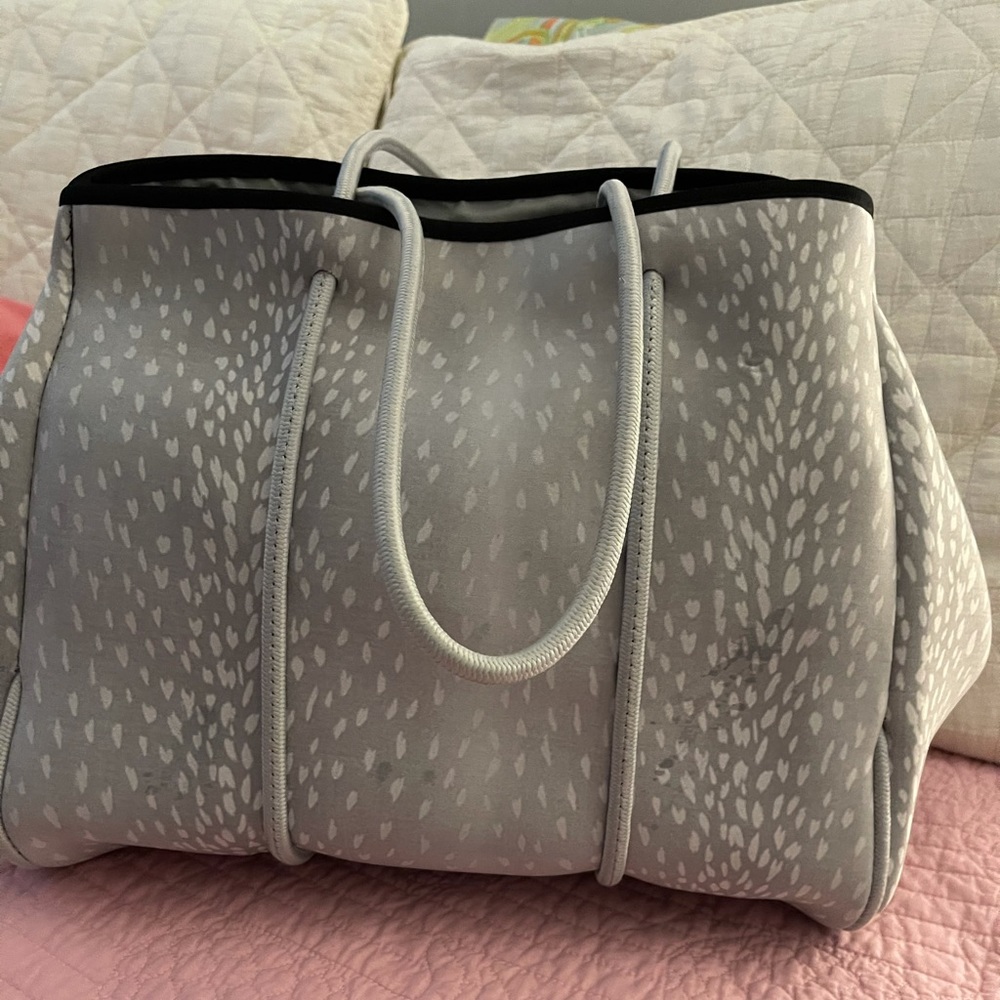 Parker & Hyde  Neoprene Tote